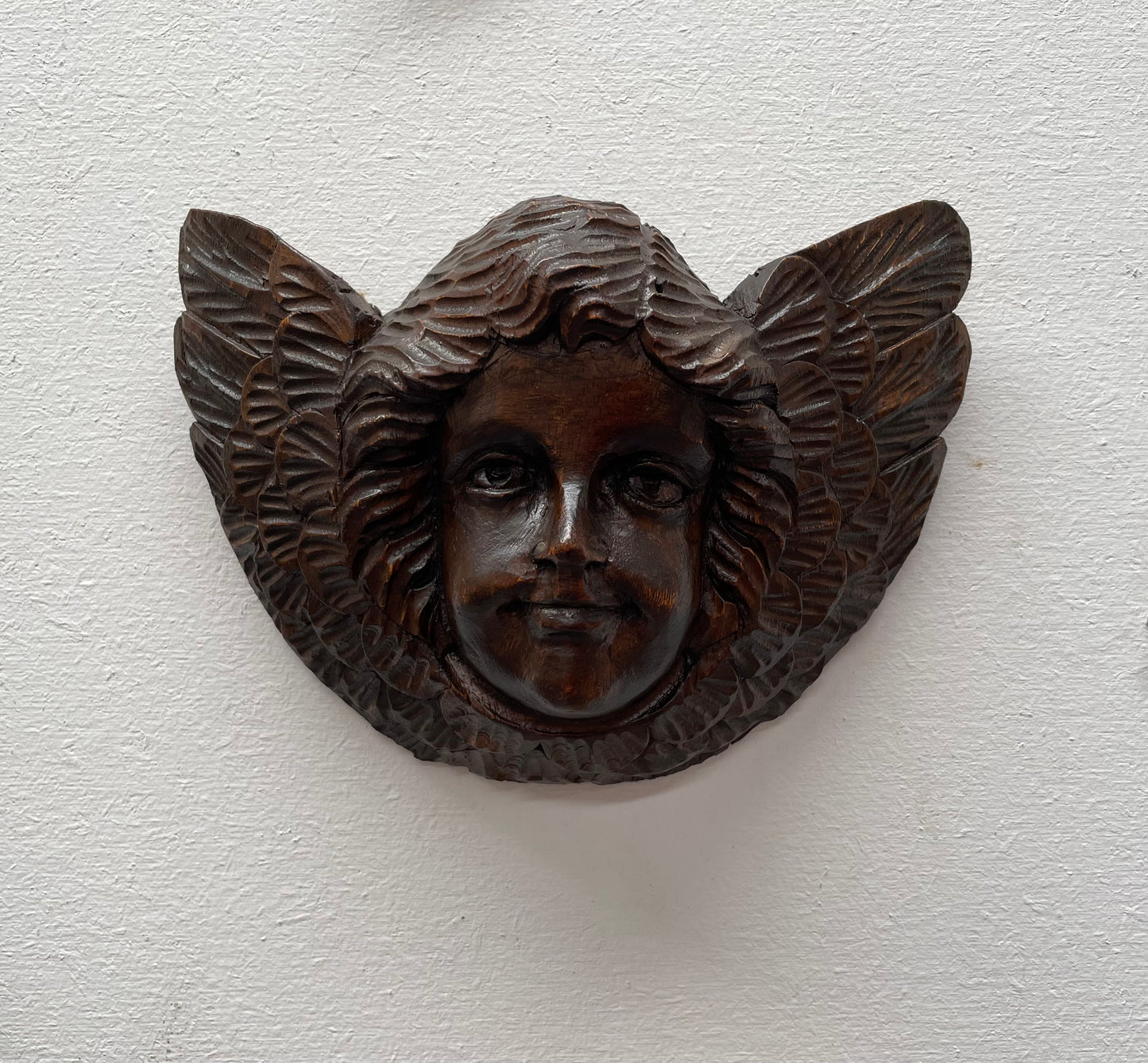 Vintage Cherub Timber Wall Plaque