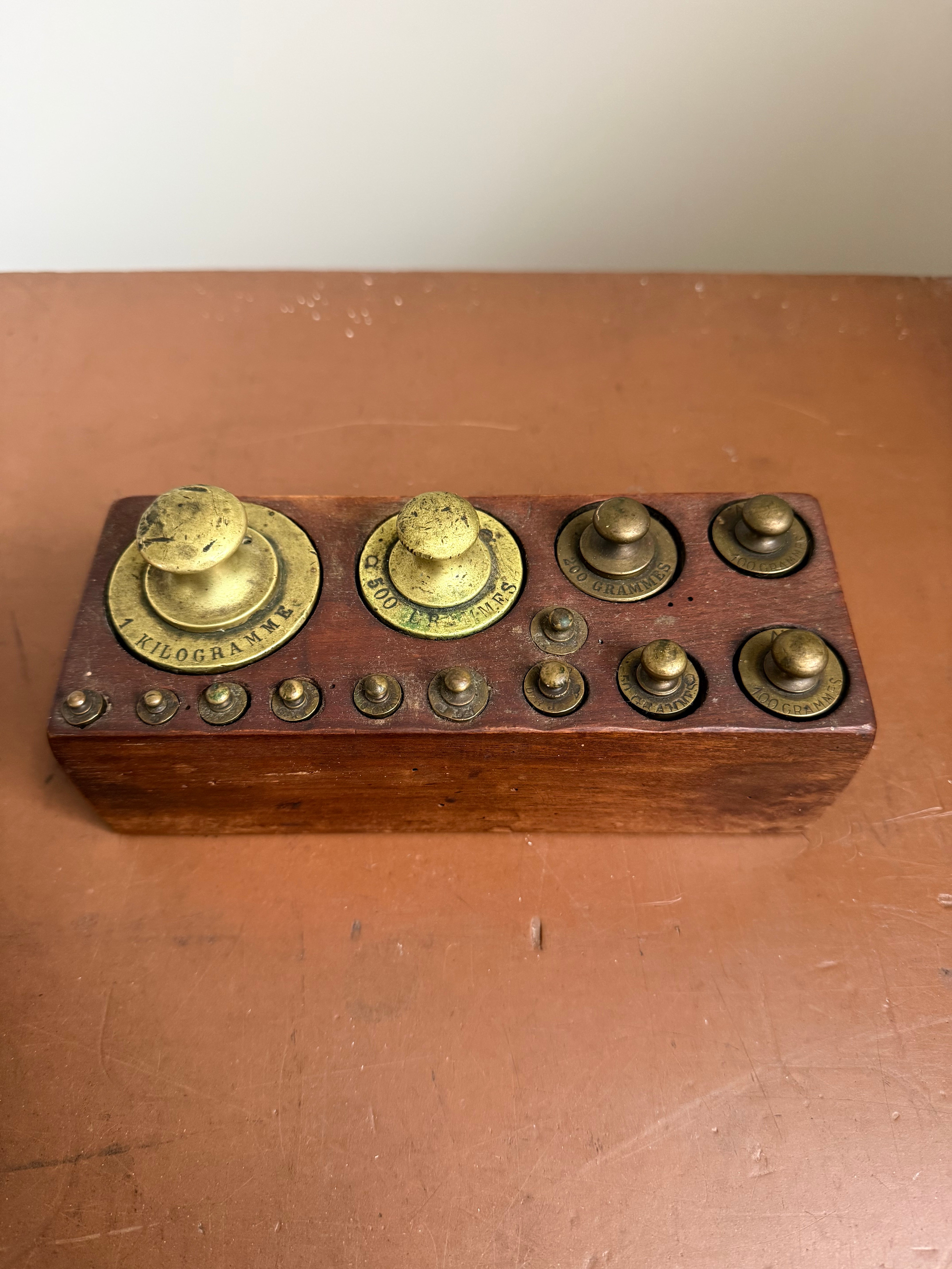 Vintage Set Of 14 Brass Weights In Mahogany Timber Case