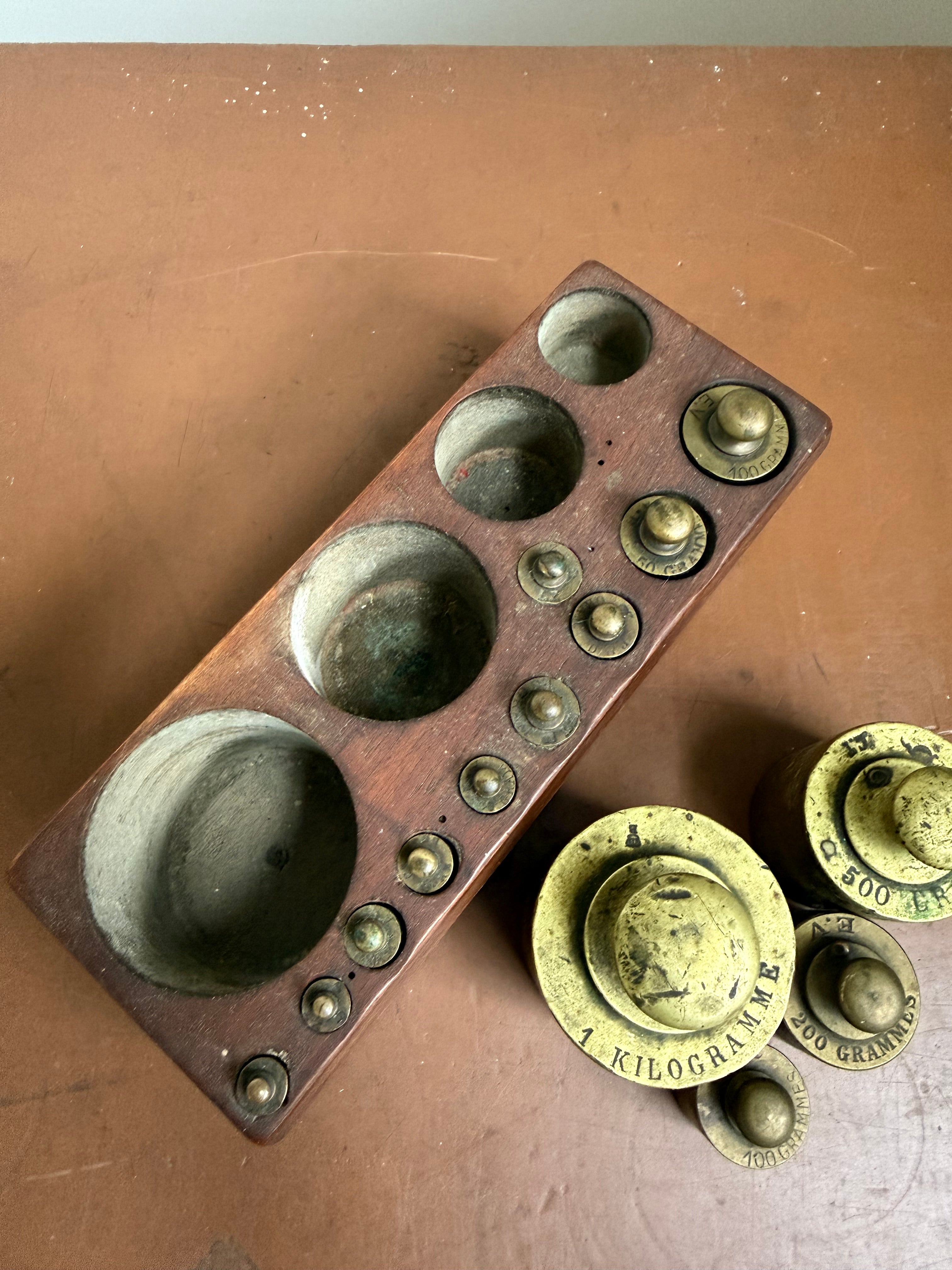 Vintage Set Of 14 Brass Weights In Mahogany Timber Case