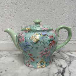 Shelley "Melody" Teapot with Lid.