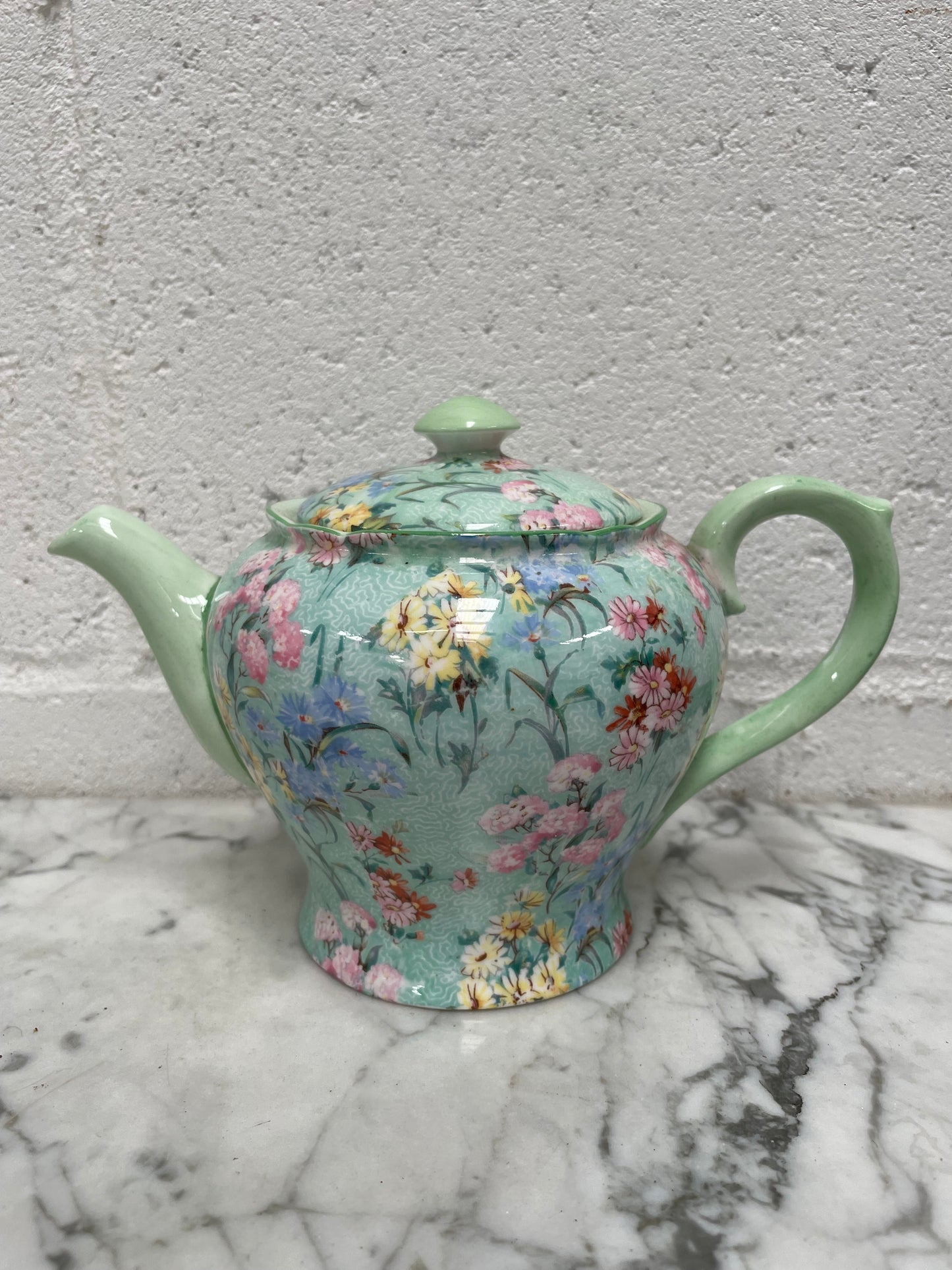 Shelley "Melody" Teapot with Lid.