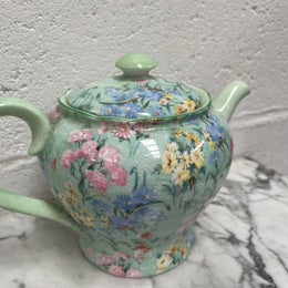 Shelley "Melody" Teapot with Lid.