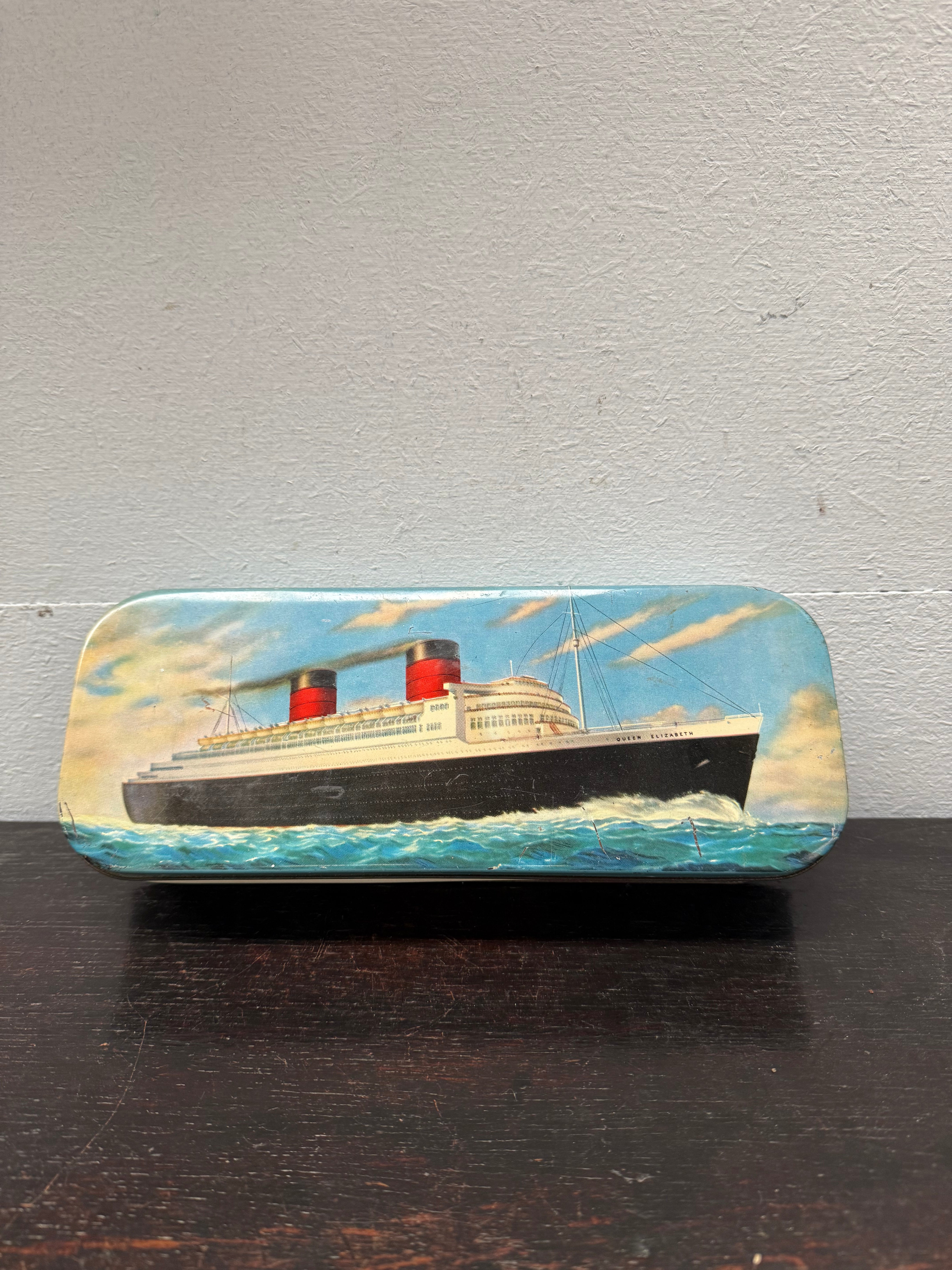Vintage Griffiths Sweets Tin | Antique & Vintage | Moonee Ponds Antiques | Australia Wide Delivery