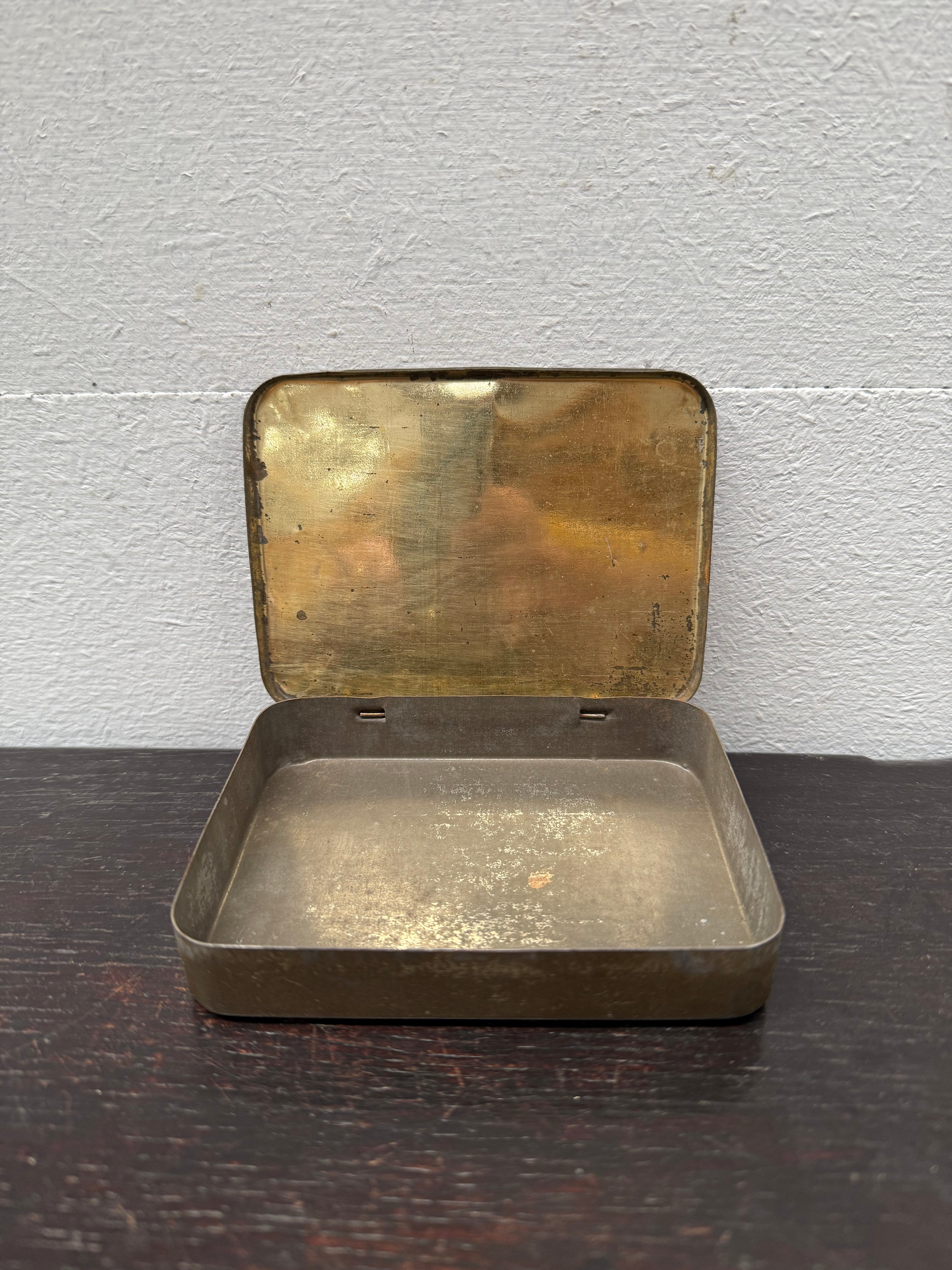 Vintage Australian Standard Fine Cut 2oz Tobacco Tin | Antique & Vintage | Moonee Ponds Antiques | Australia Wide Delivery