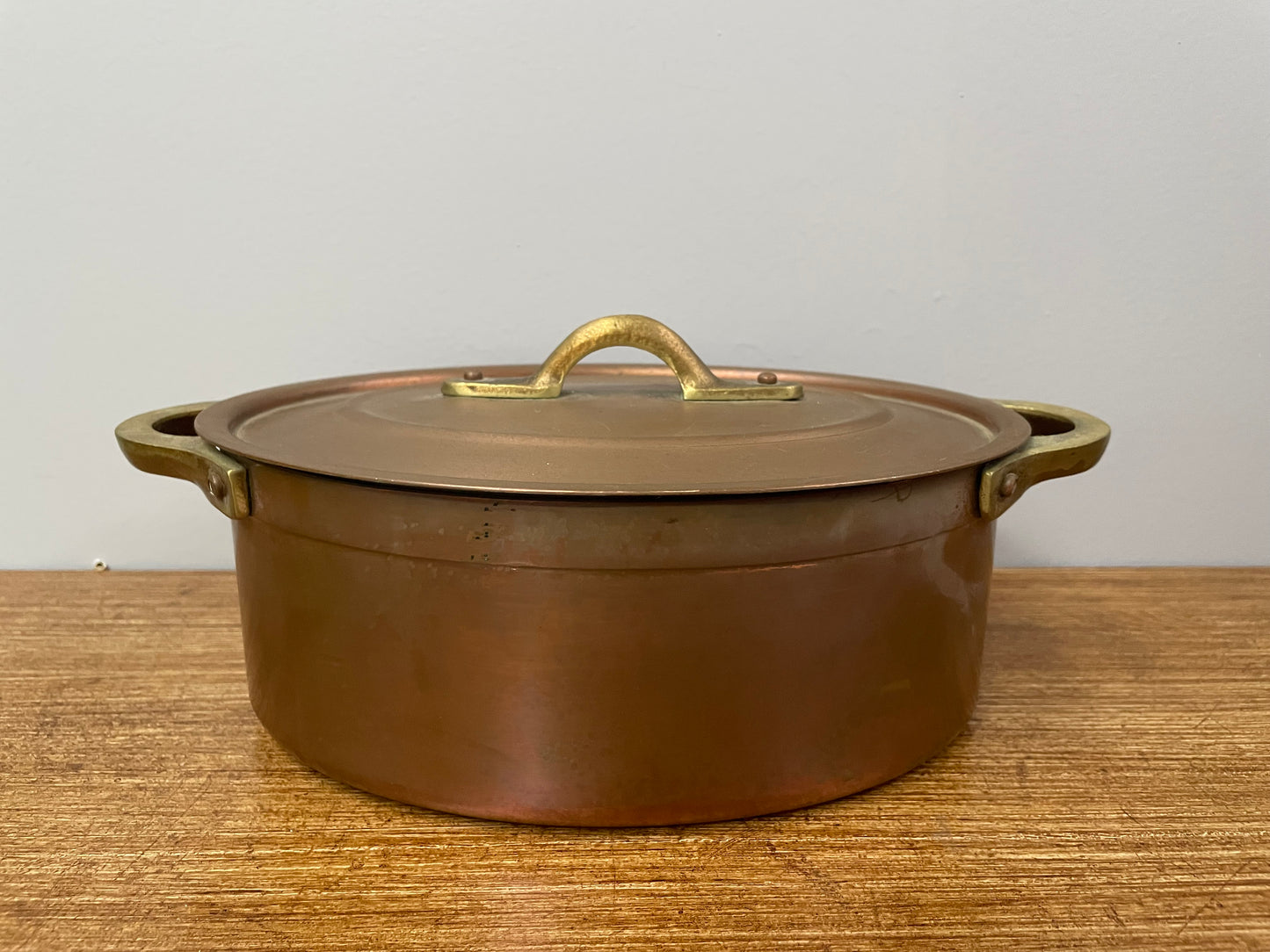 Antique Medium Brass Handled & Copper Tin Lined Pot