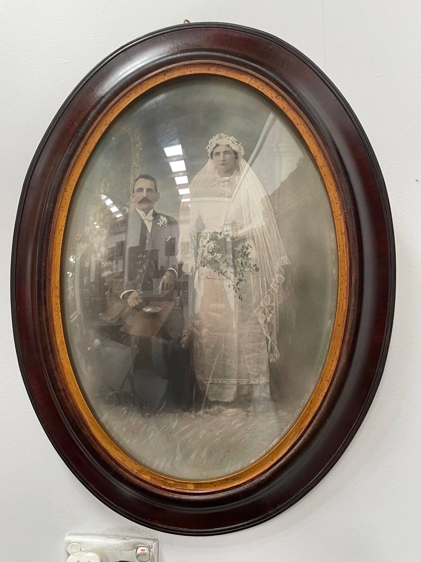 Beautiful Oval Art Deco Photo Frame