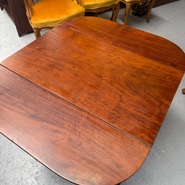 Regency Mahogany Pembroke Table With Two Drop Leaves