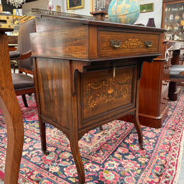 Edwardian Metamorphic Davenport