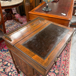 Edwardian Metamorphic Davenport