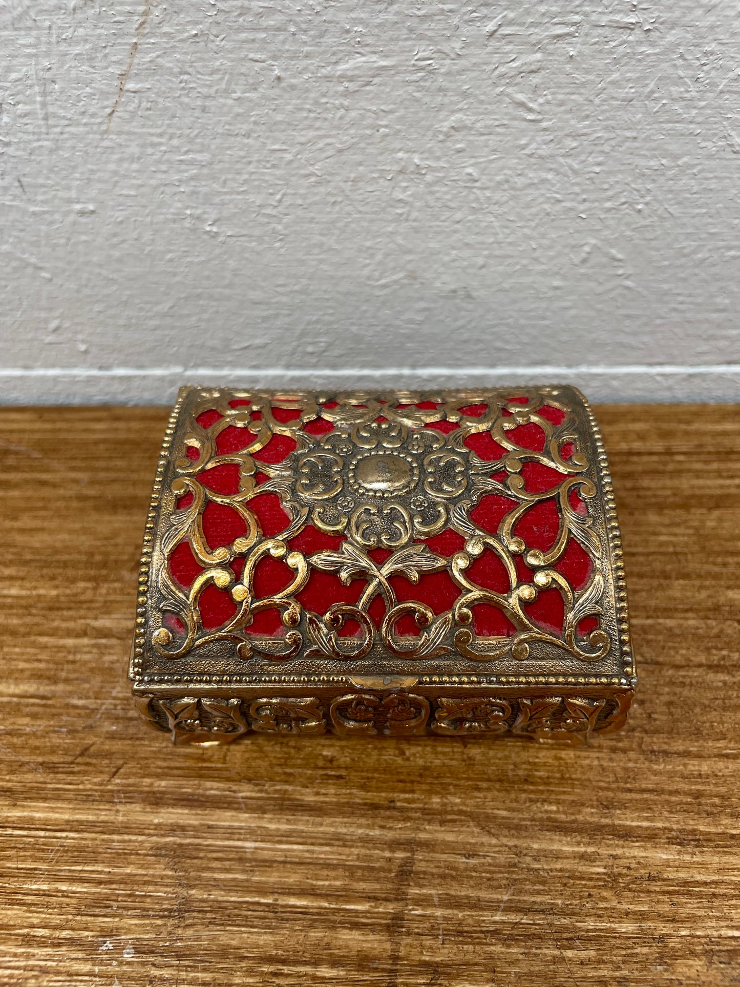 Vintage Italian Gilt Metal Trinket Box