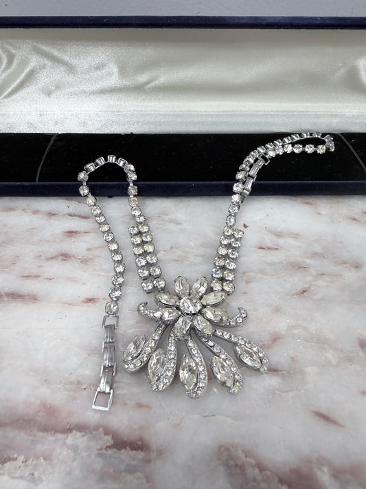 Lovely Vintage 1940's Rhinestone Necklace