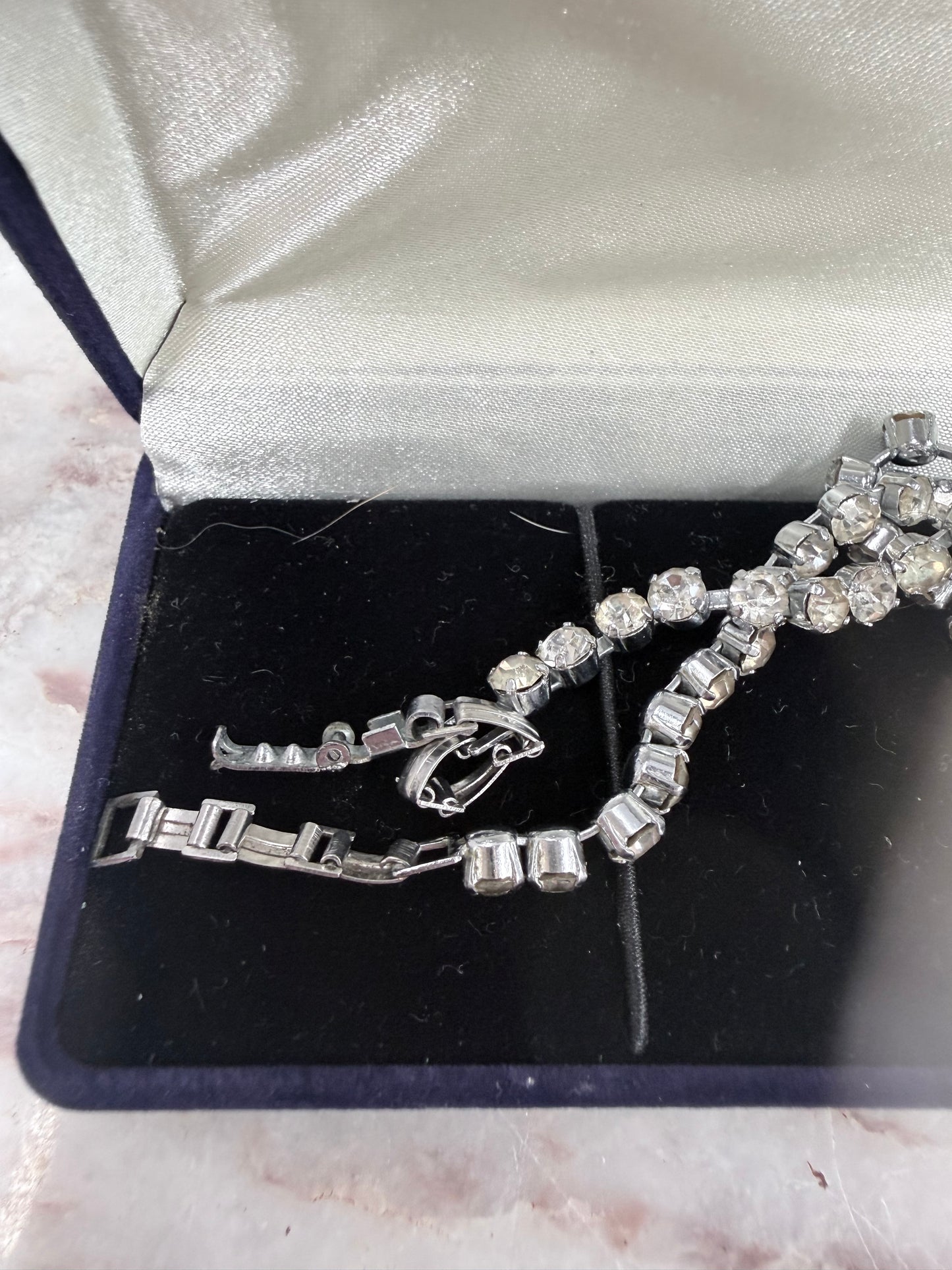 Lovely Vintage 1940's Rhinestone Necklace