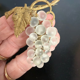Vintage Gold Tone Metal & Glass Grapes Brooch