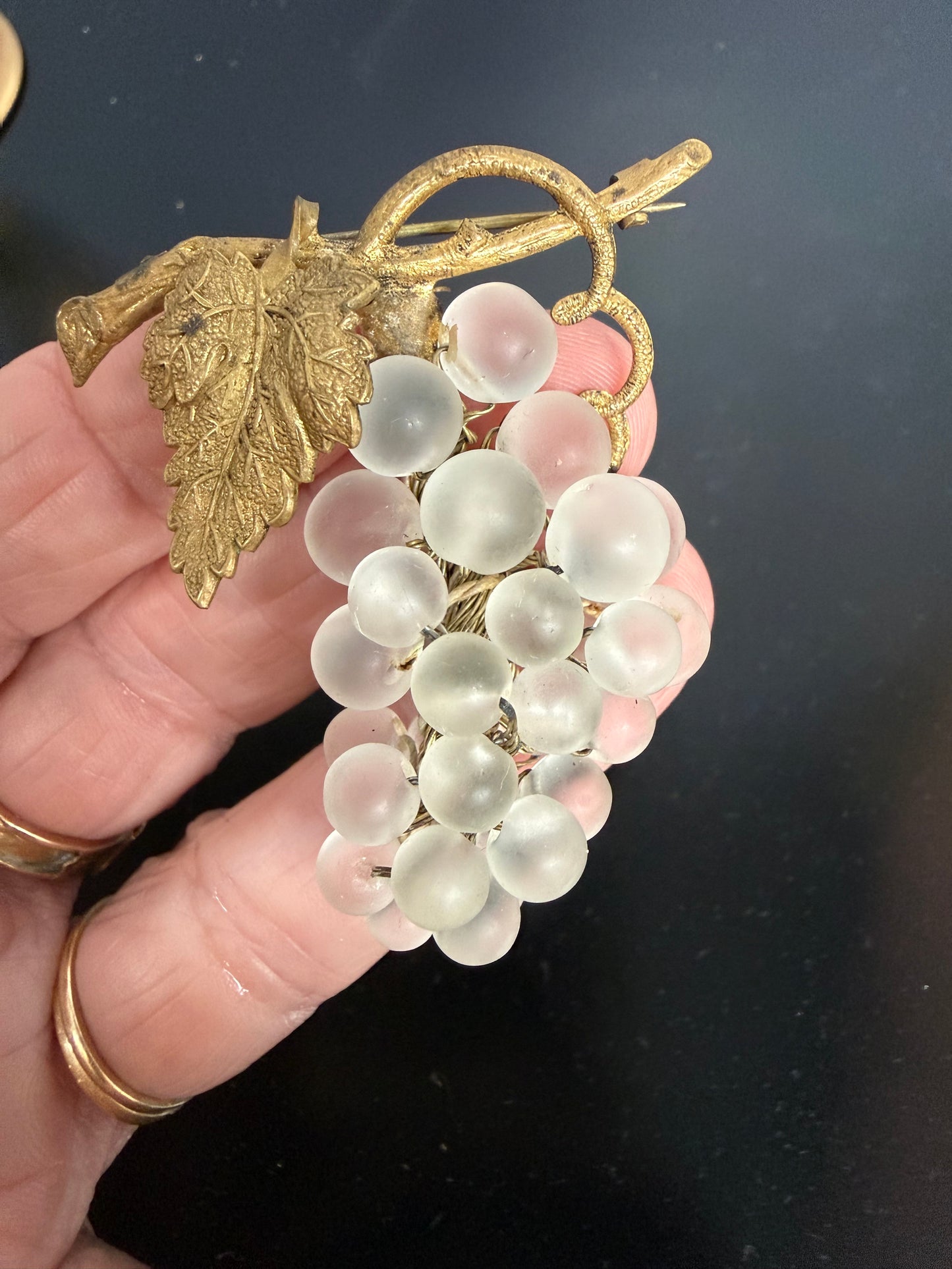 Vintage Gold Tone Metal & Glass Grapes Brooch