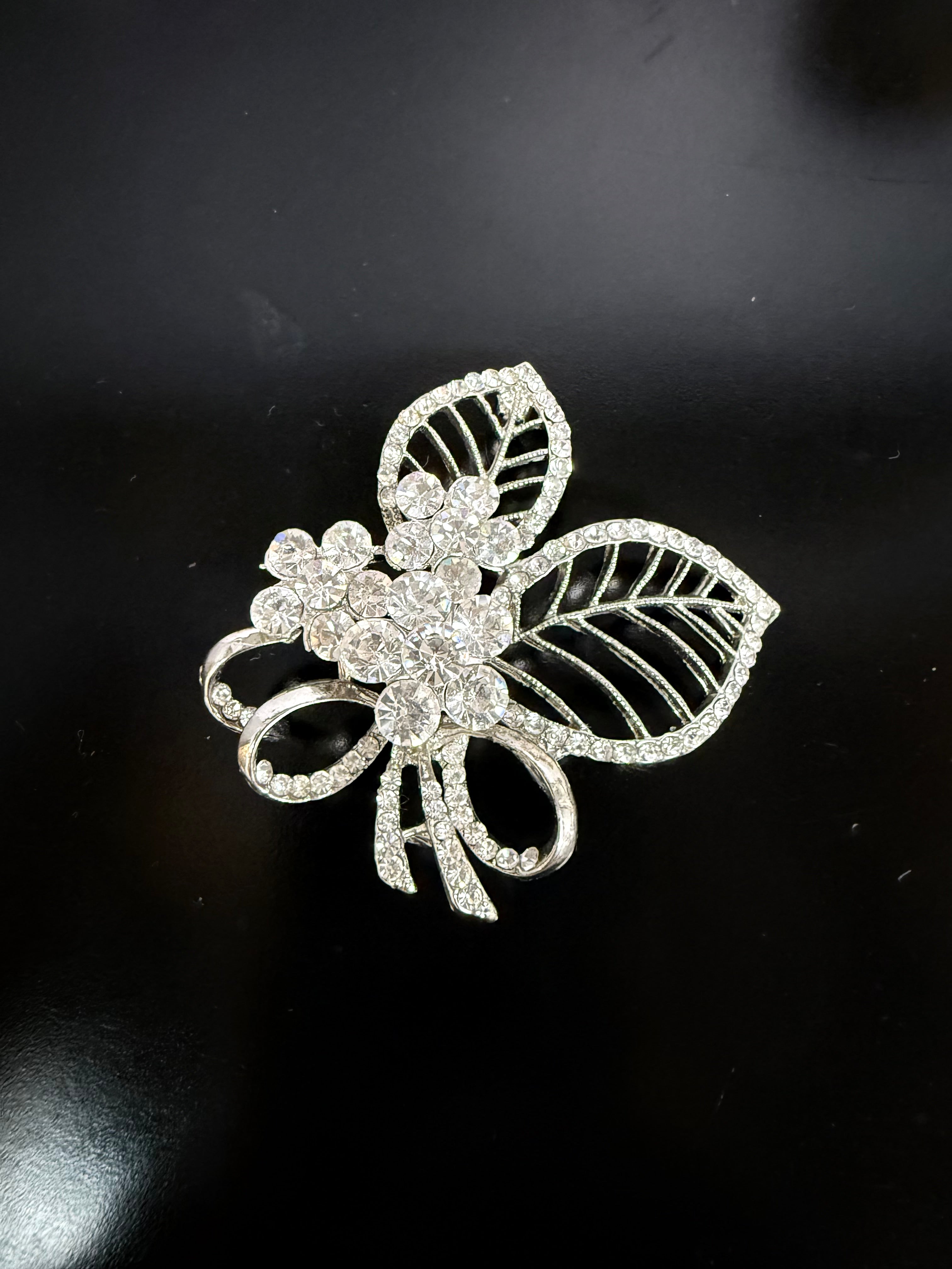 Vintage Rhinestone Crystal Brooch