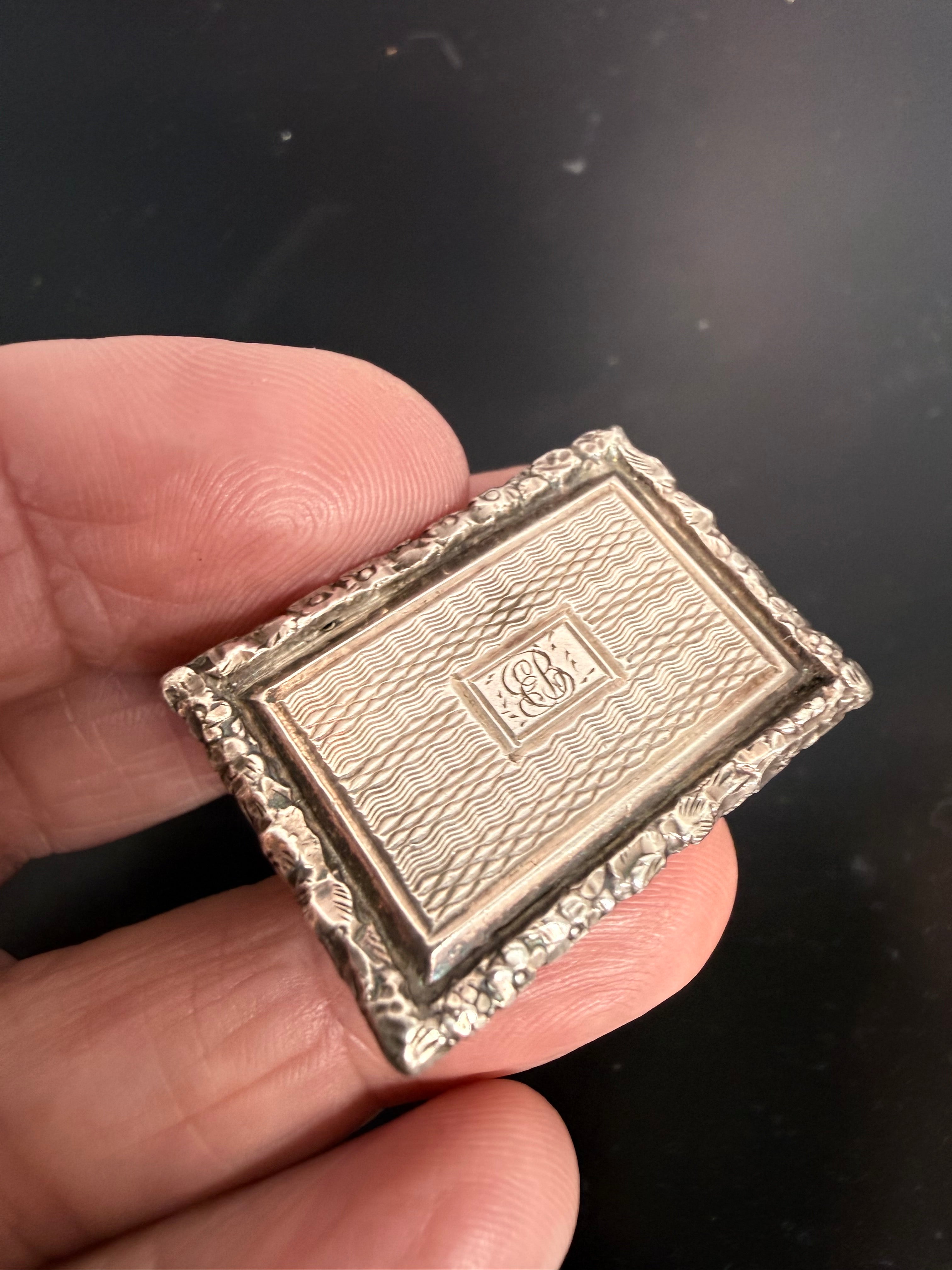 George IV Silver & Gold (22ct) Vinaigrette | Antique & Vintage | Moonee Ponds Antiques | Australia Wide Delivery