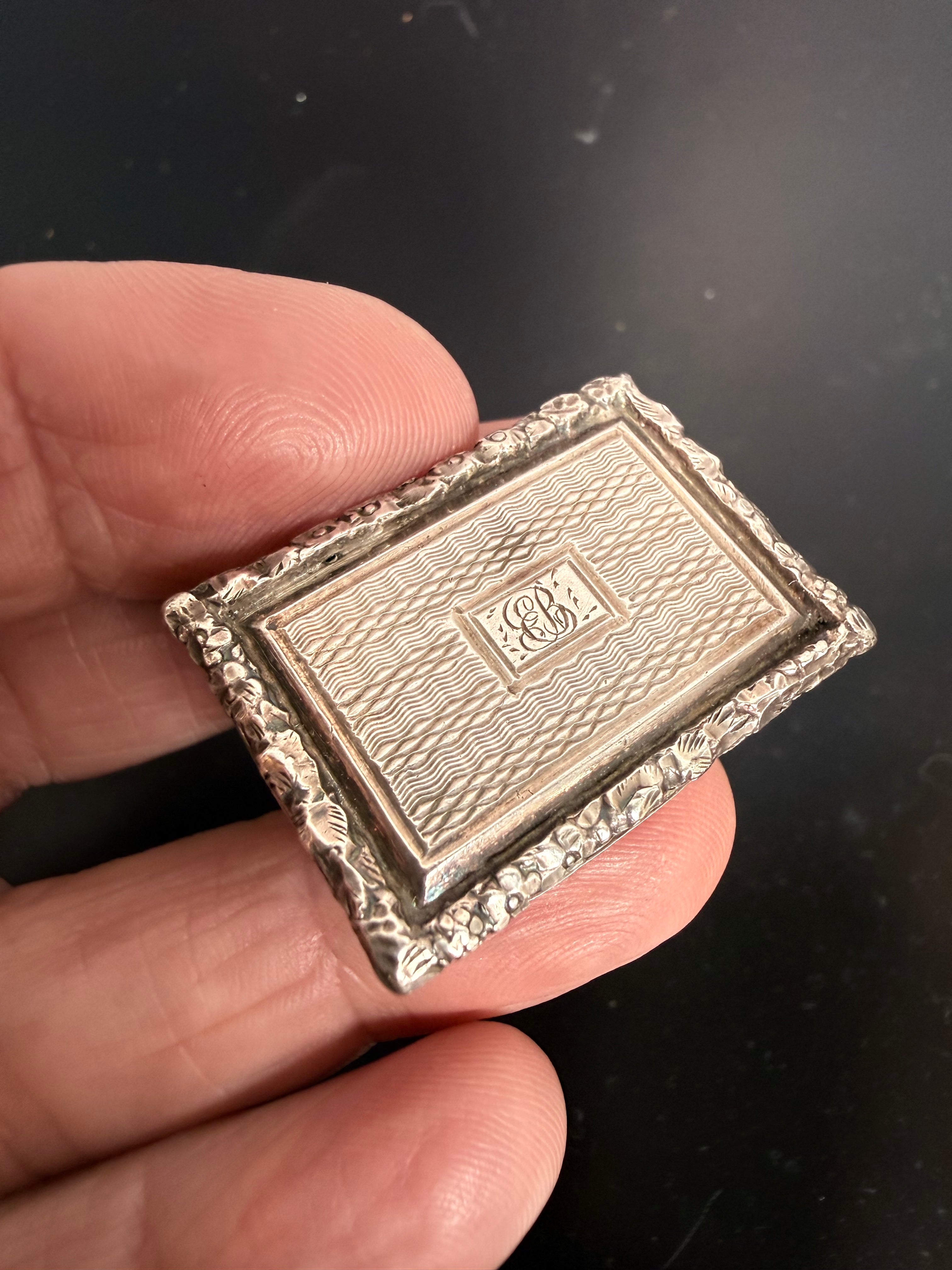 George IV Silver & Gold (22ct) Vinaigrette | Antique & Vintage | Moonee Ponds Antiques | Australia Wide Delivery