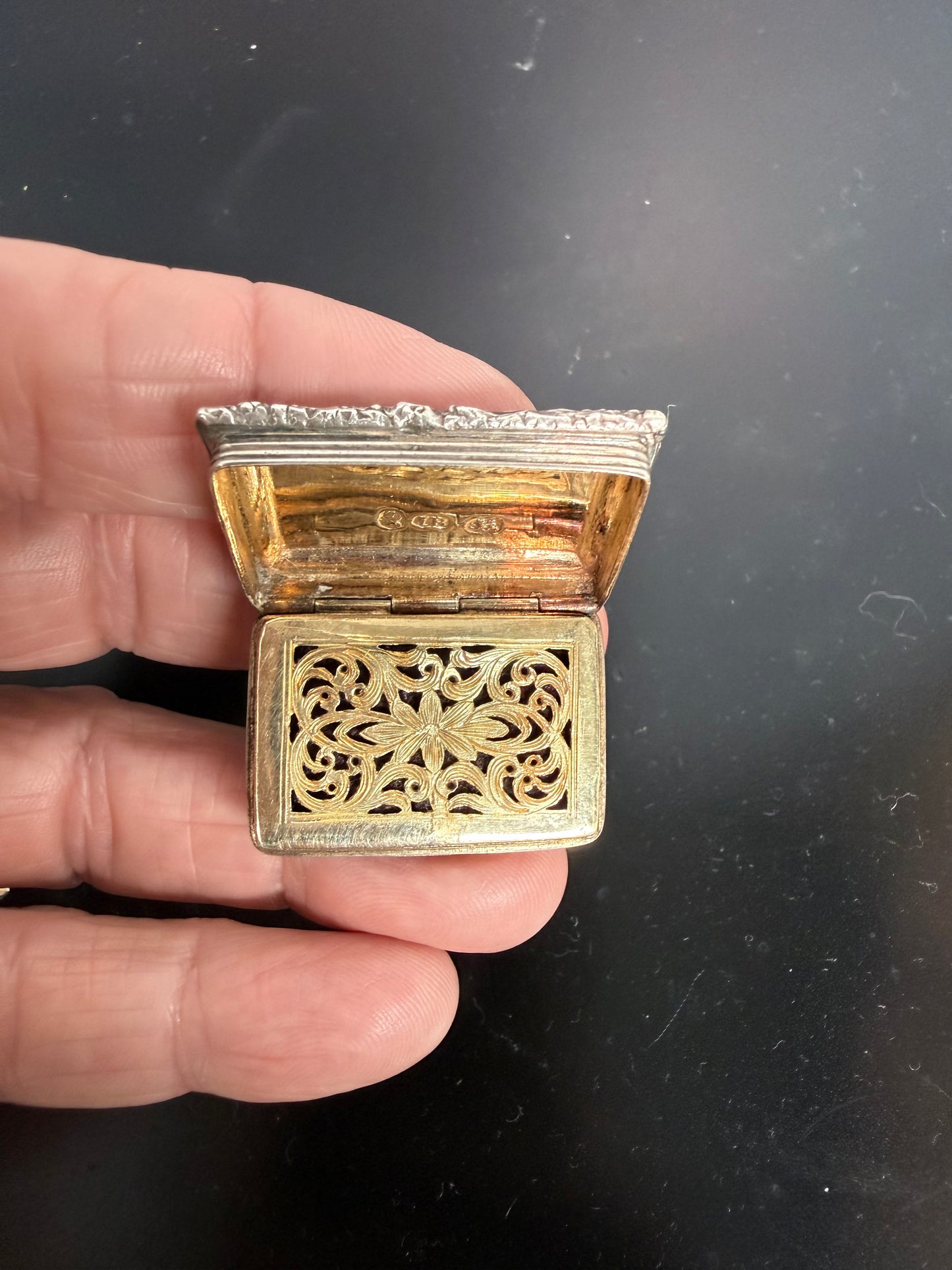 George IV Silver & Gold (22ct) Vinaigrette