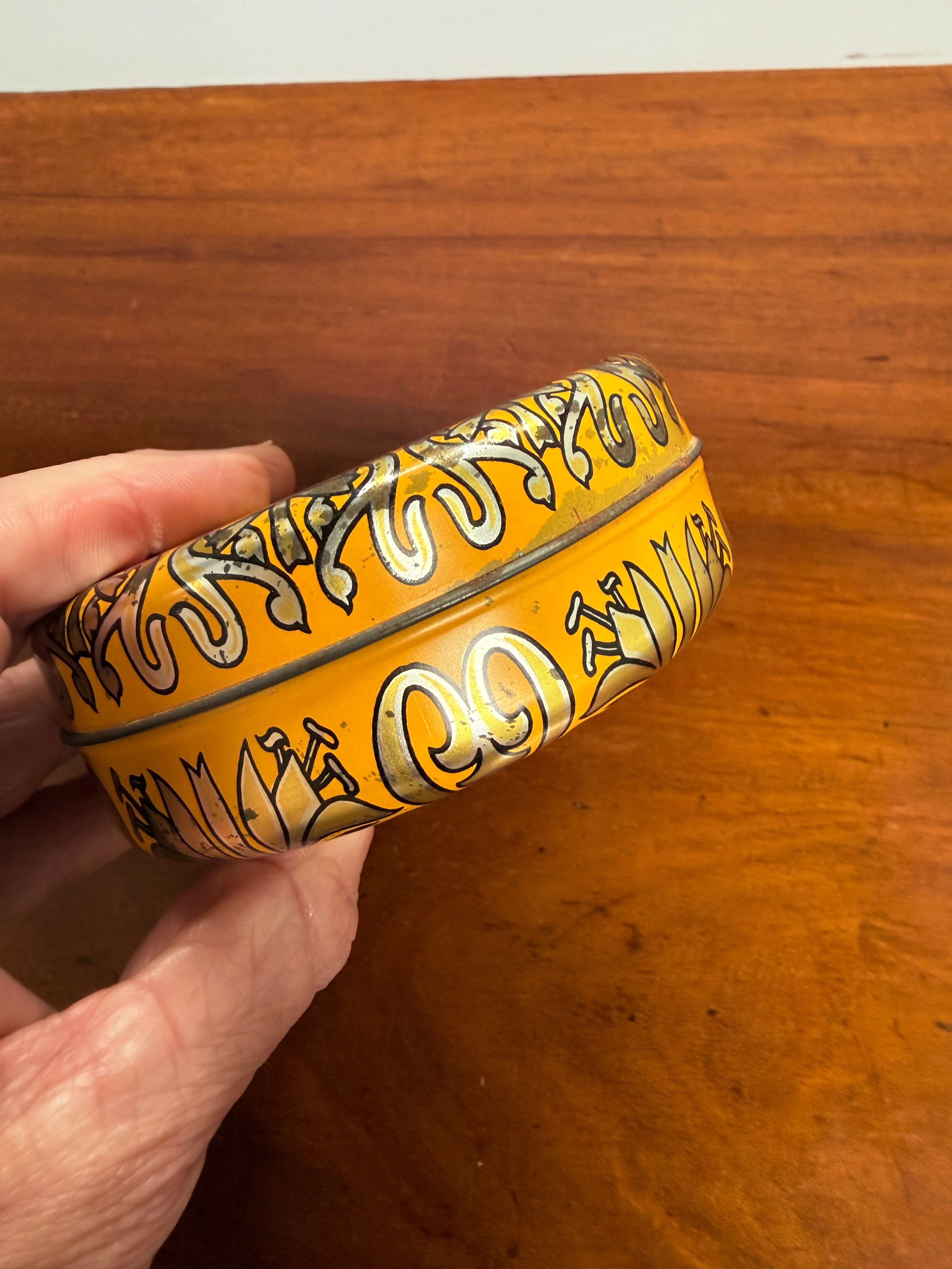 Vintage Rawleigh's Salve Tin & Contents | Antique & Vintage | Moonee Ponds Antiques | Australia Wide