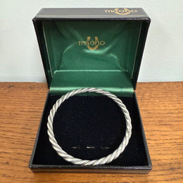 Very Attractive Sterling Silver Twist Bracelet