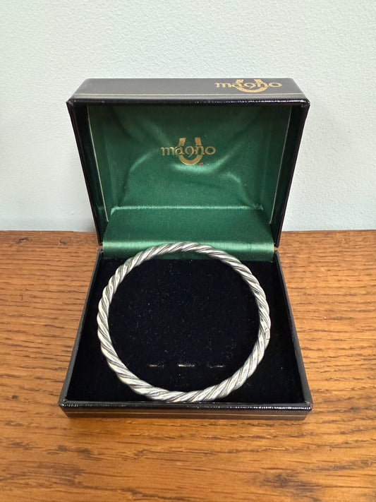 Very Attractive Sterling Silver Twist Bracelet