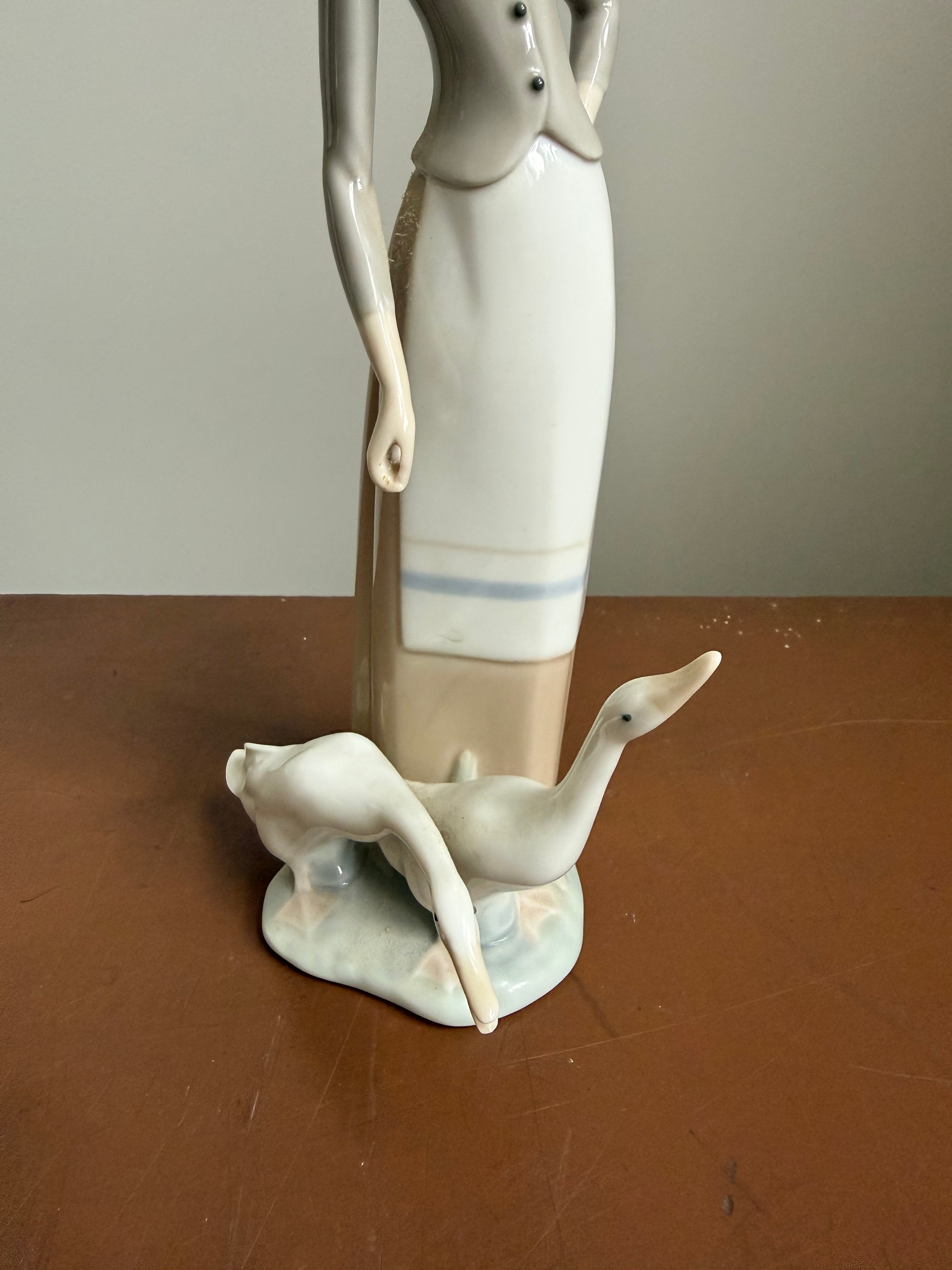 Vintage Lladro Girl With Geese