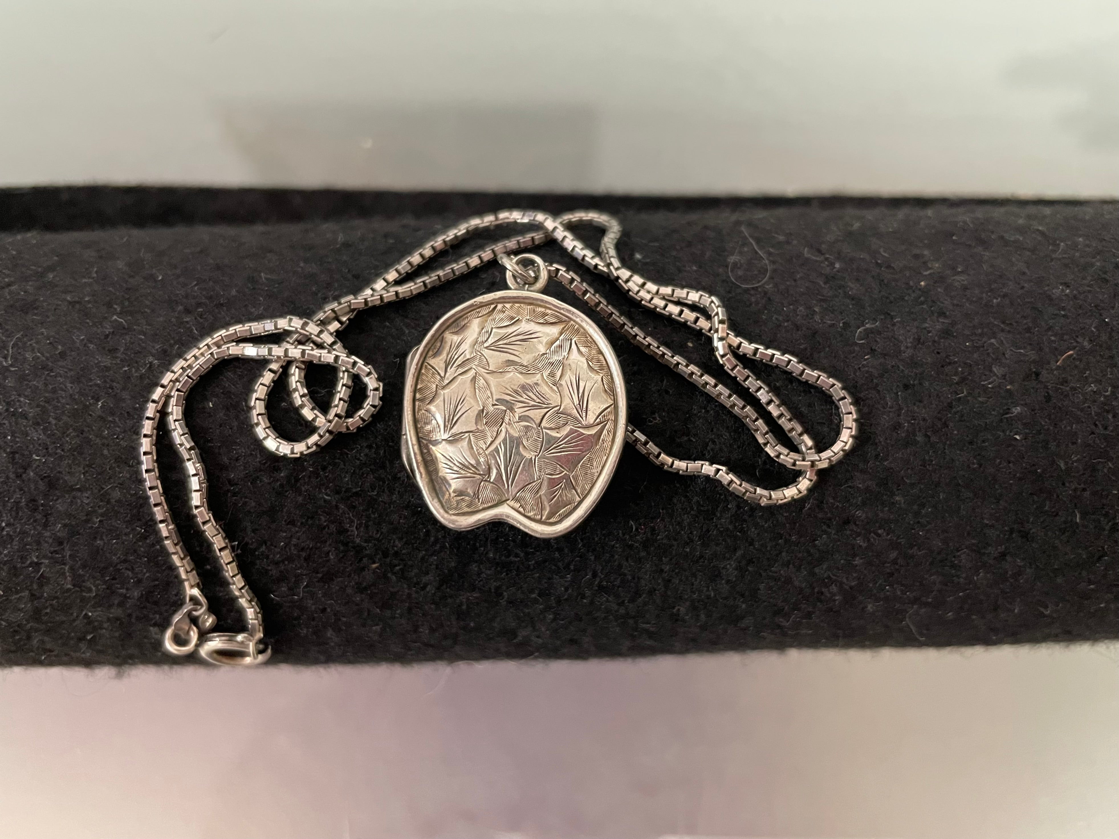Birmingham Silver Antique Locket/Chain | Antique & Vintage | Moonee Ponds Antiques | Australia Wide Delivery