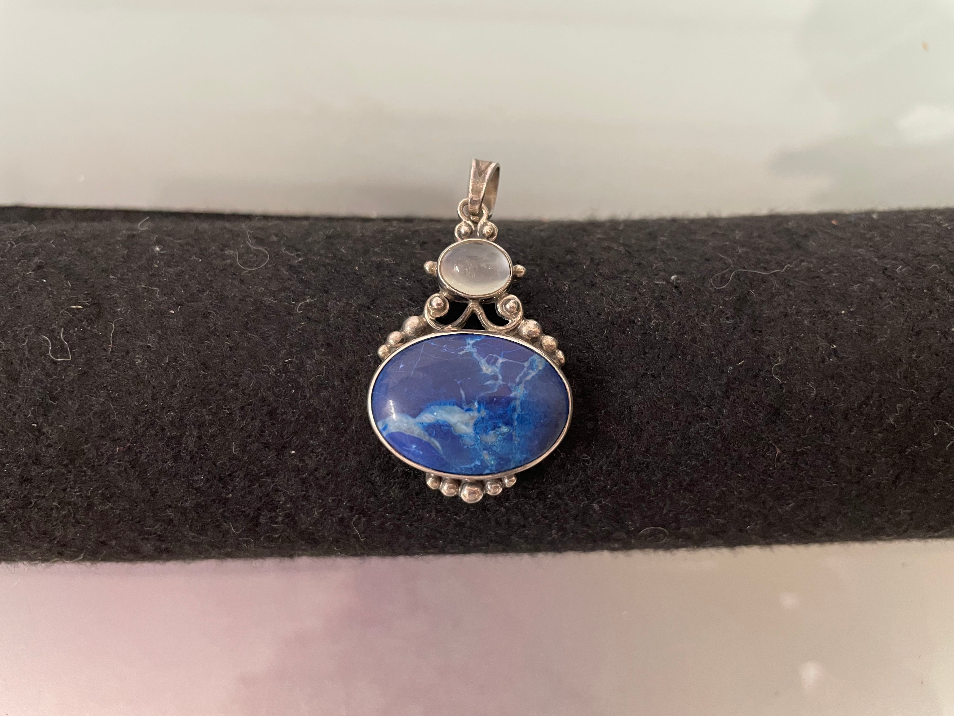Vintage Sterling Silver 'Lapis Lazuli' Pendant | Antique & Vintage | Moonee Ponds Antiques | Australia Wide Delivery