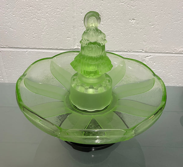 Beautiful Art Deco 4 piece green glass float Bowl with Crinoline Lady in the center. In good original condition. Please view photos as they help form part of the description.