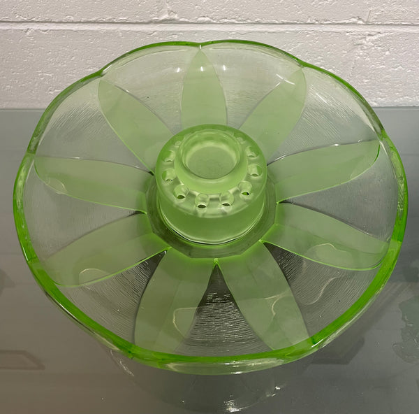 Beautiful Art Deco 4 piece green glass float Bowl with Crinoline Lady in the center. In good original condition. Please view photos as they help form part of the description.