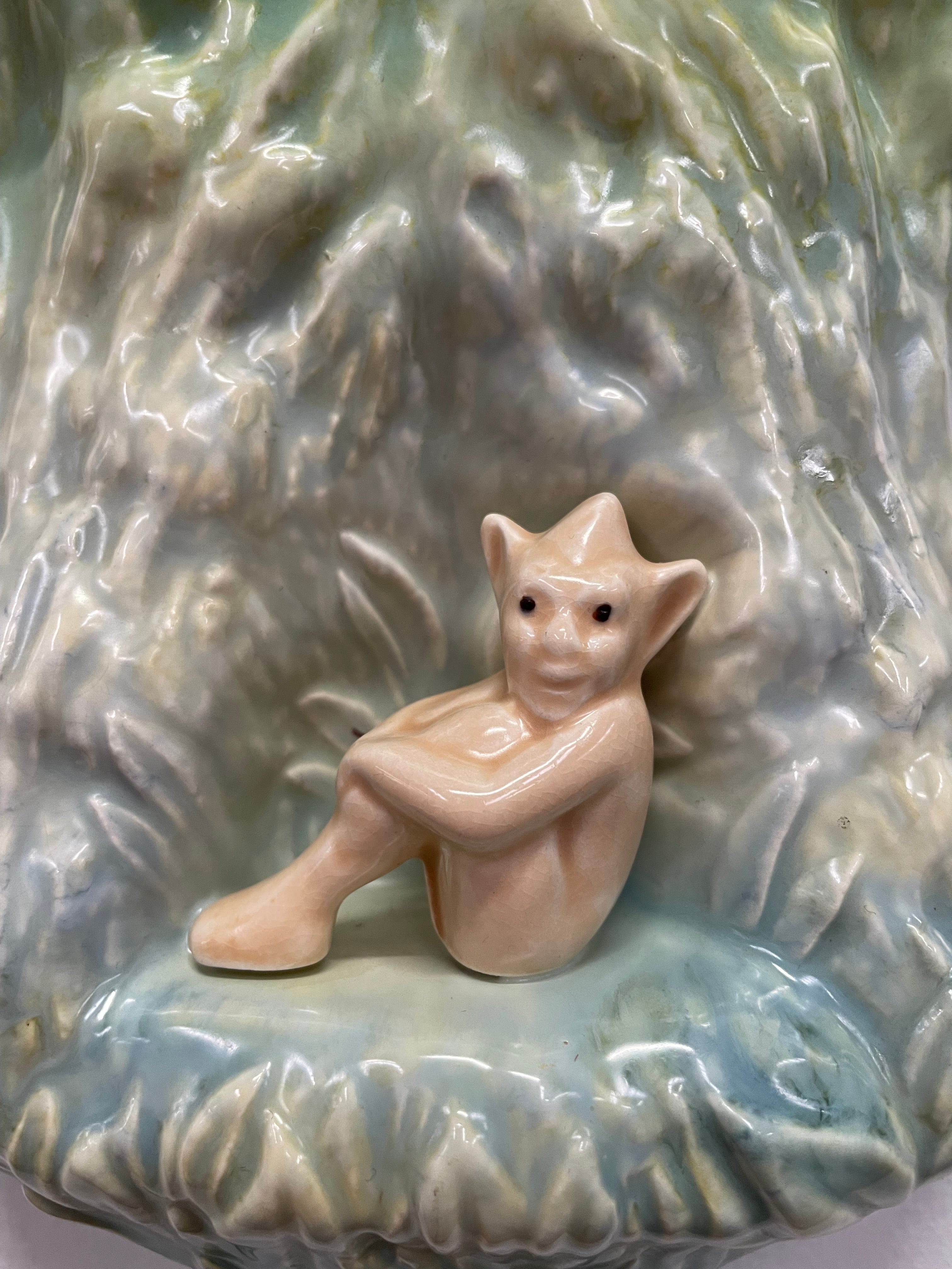 Sylvac Pixie Wall Vase | Antique & Vintage | Moonee Ponds Antiques | Australia Wide Delivery
