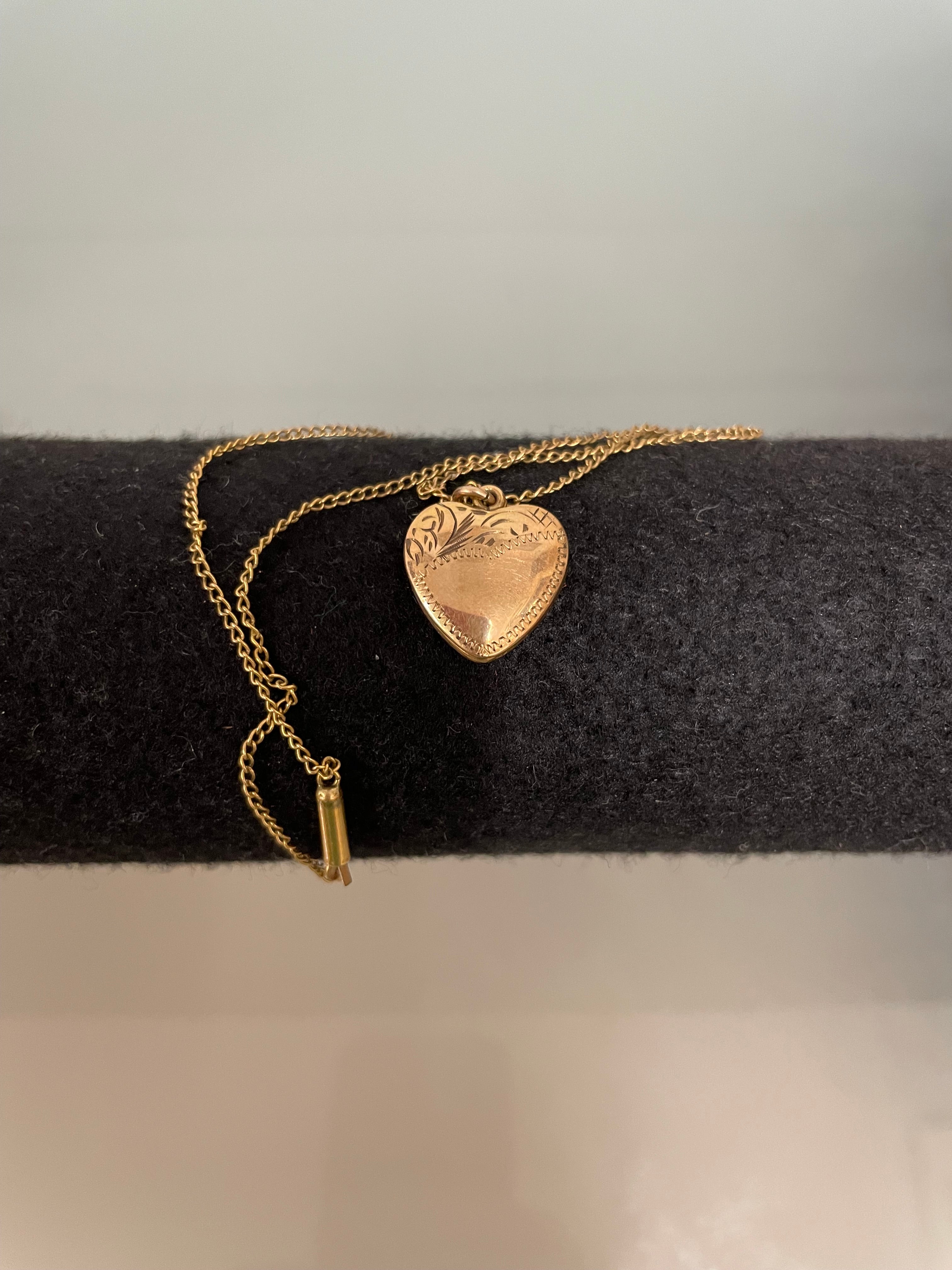 "Rodd" 9ct Lined Childs Locket & Gold Chain | Antique & Vintage | Moonee Ponds Antiques | Australia Wide Delivery