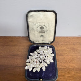 Stunning Vintage Jewel Crest Rhinestone Statement Brooch