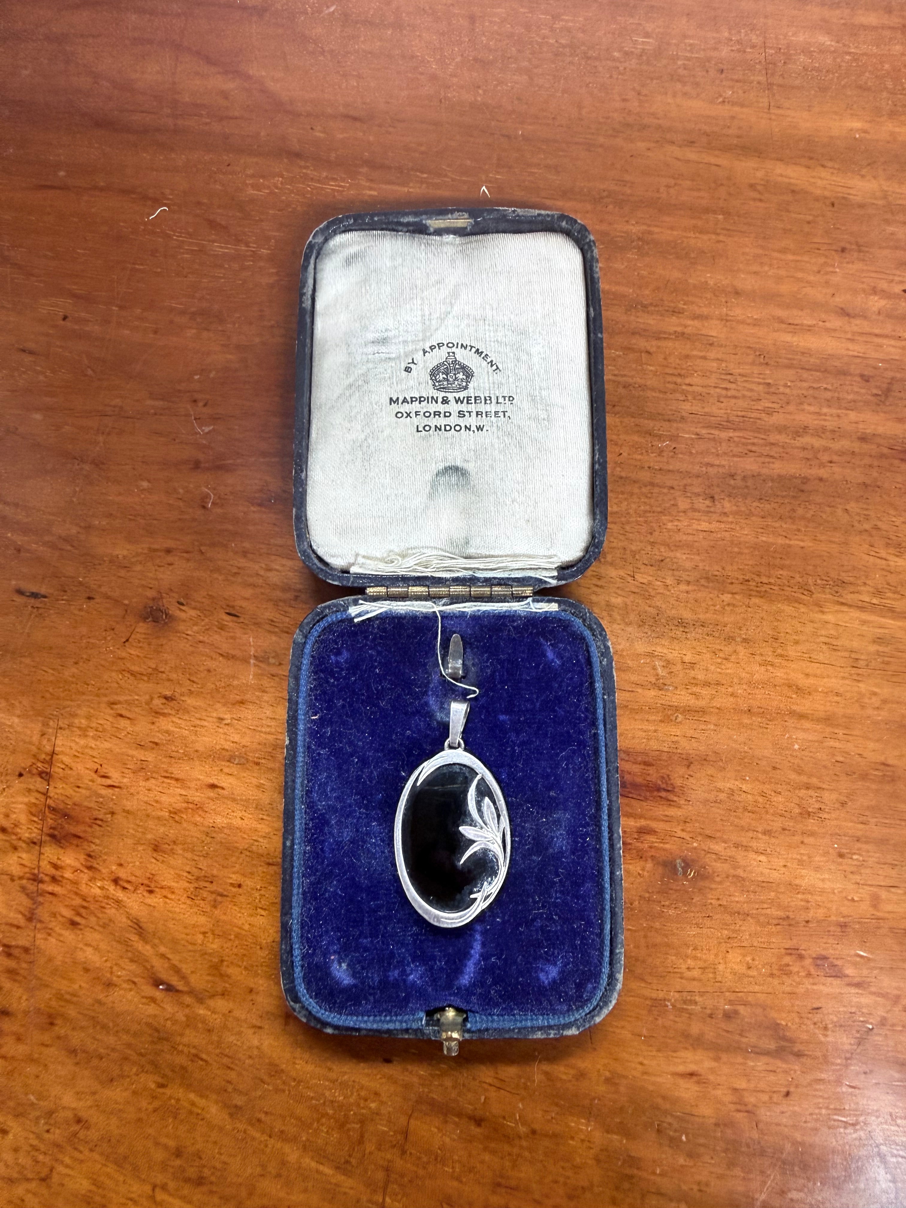 Vintage Art Nouveau Style Silver & Onyx Pendant | Antique & Vintage | Moonee Ponds Antiques | Australia Wide Delivery