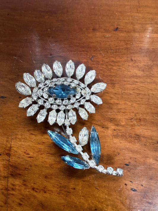 Vintage Rhinestone Flower Shaped Brooch