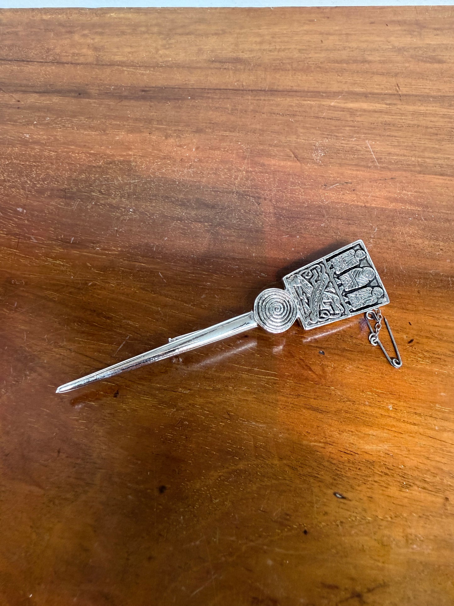 Vintage Celtic Design Kilt Pin. Makers Name.