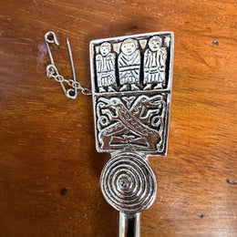 Vintage Celtic Design Kilt Pin. Makers Name.