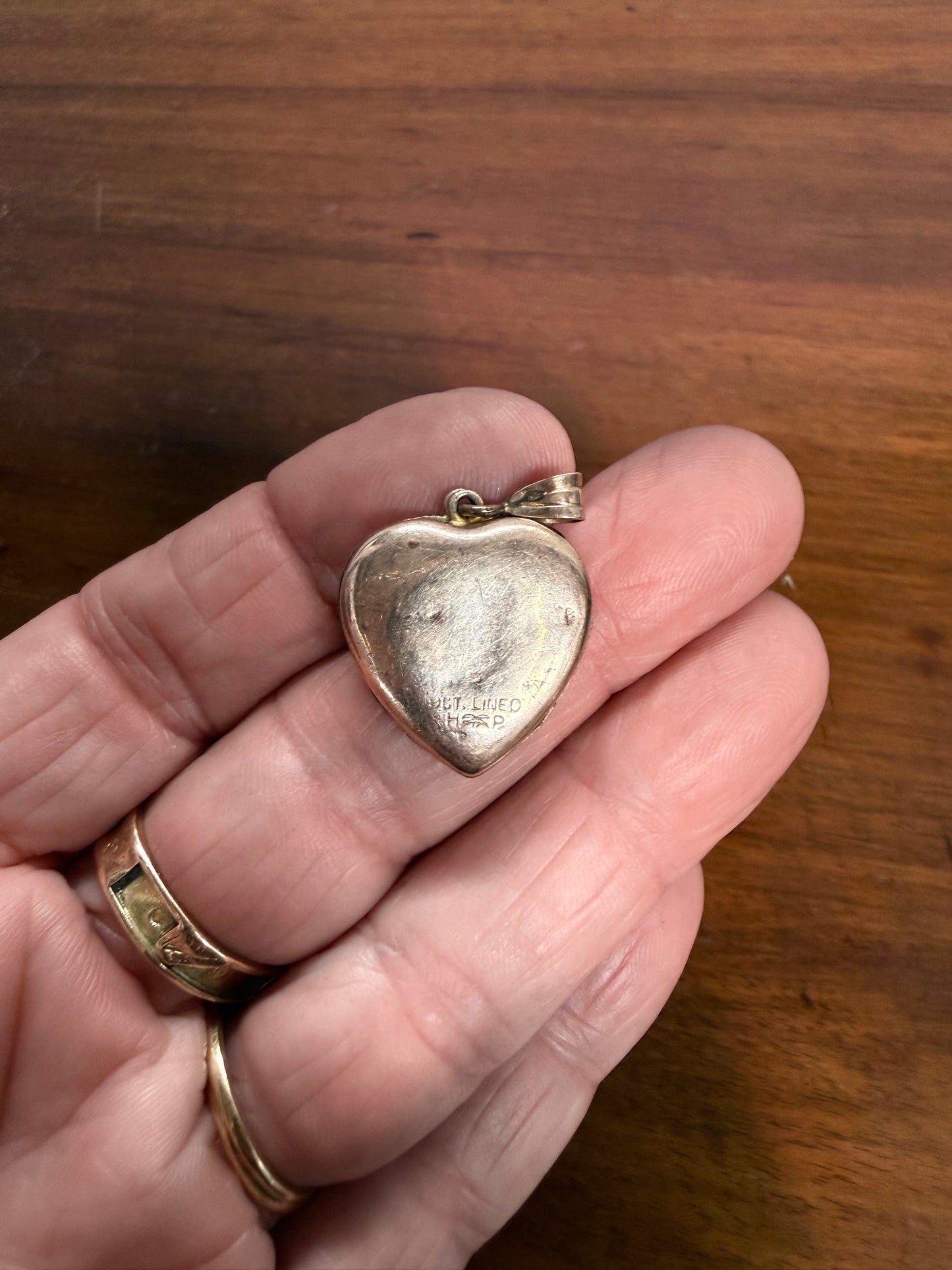 Vintage 9ct Gold Lined Heart Shaped Locket