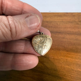 Vintage 9ct Gold Lined Heart Shaped Locket