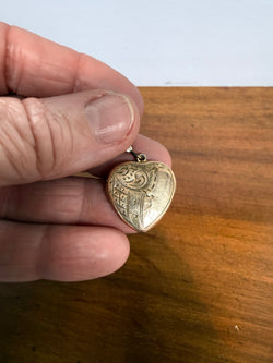 Vintage 9ct Gold Lined Heart Shaped Locket | Antique & Vintage | Moonee Ponds Antiques | Australia Wide Delivery