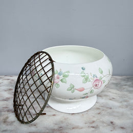 Vintage Wedgwood Rosehip Design Rose Bowl & Insert