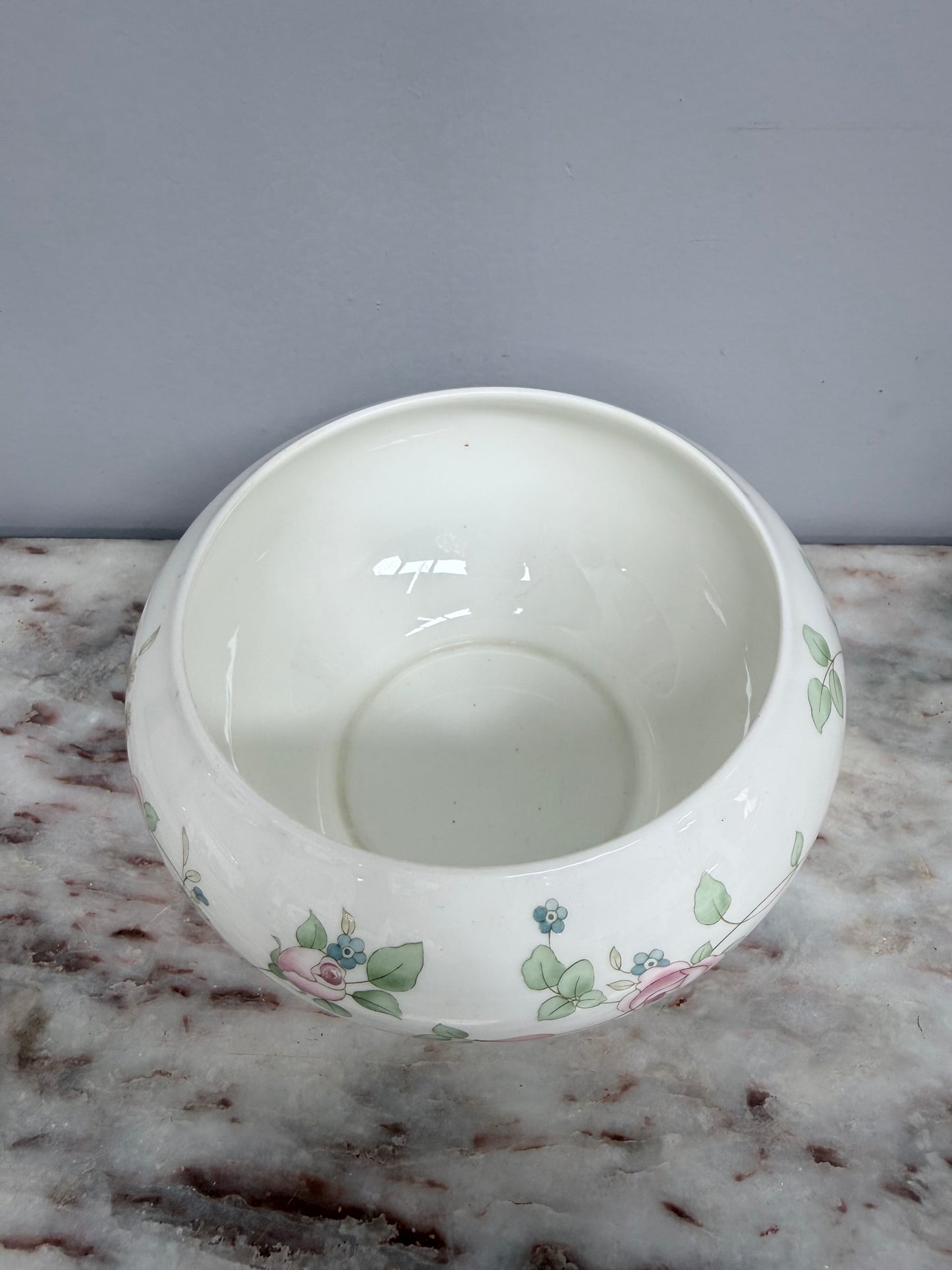 Vintage Wedgwood Rosehip Design Rose Bowl & Insert