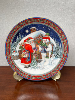 Royal Worcester Christmas Plate "Santa And The Snowman" | Antique & Vintage | Moonee Ponds Antiques | Australia Wide Delivery