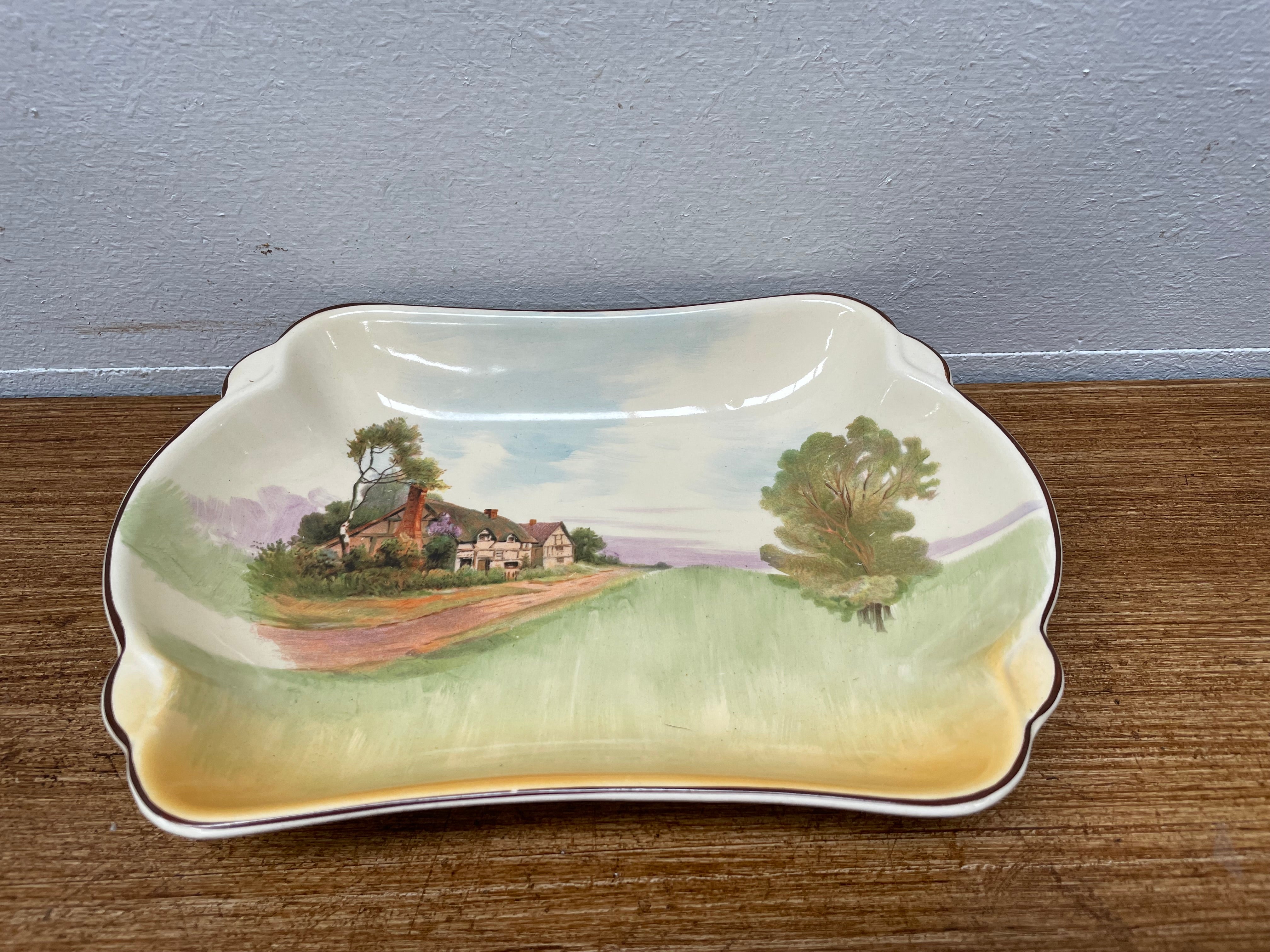 Royal Doulton Decorative Plate | Antique & Vintage | Moonee Ponds Antiques | Australia Wide Delivery