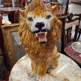 Stunning vintage Italian terra cotta glazed roaring lion. Beautifully made, great workmanship. Circa 1950's. In good original condition please view photos as they help form part of the description and condition.