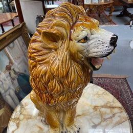 Stunning vintage Italian terra cotta glazed roaring lion. Beautifully made, great workmanship. Circa 1950's. In good original condition please view photos as they help form part of the description and condition.
