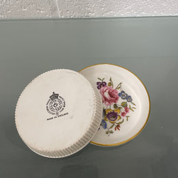 Pair of Royal Worcester trinket dishes with delightful floral pattern. Please see photos as they help form part of the description.