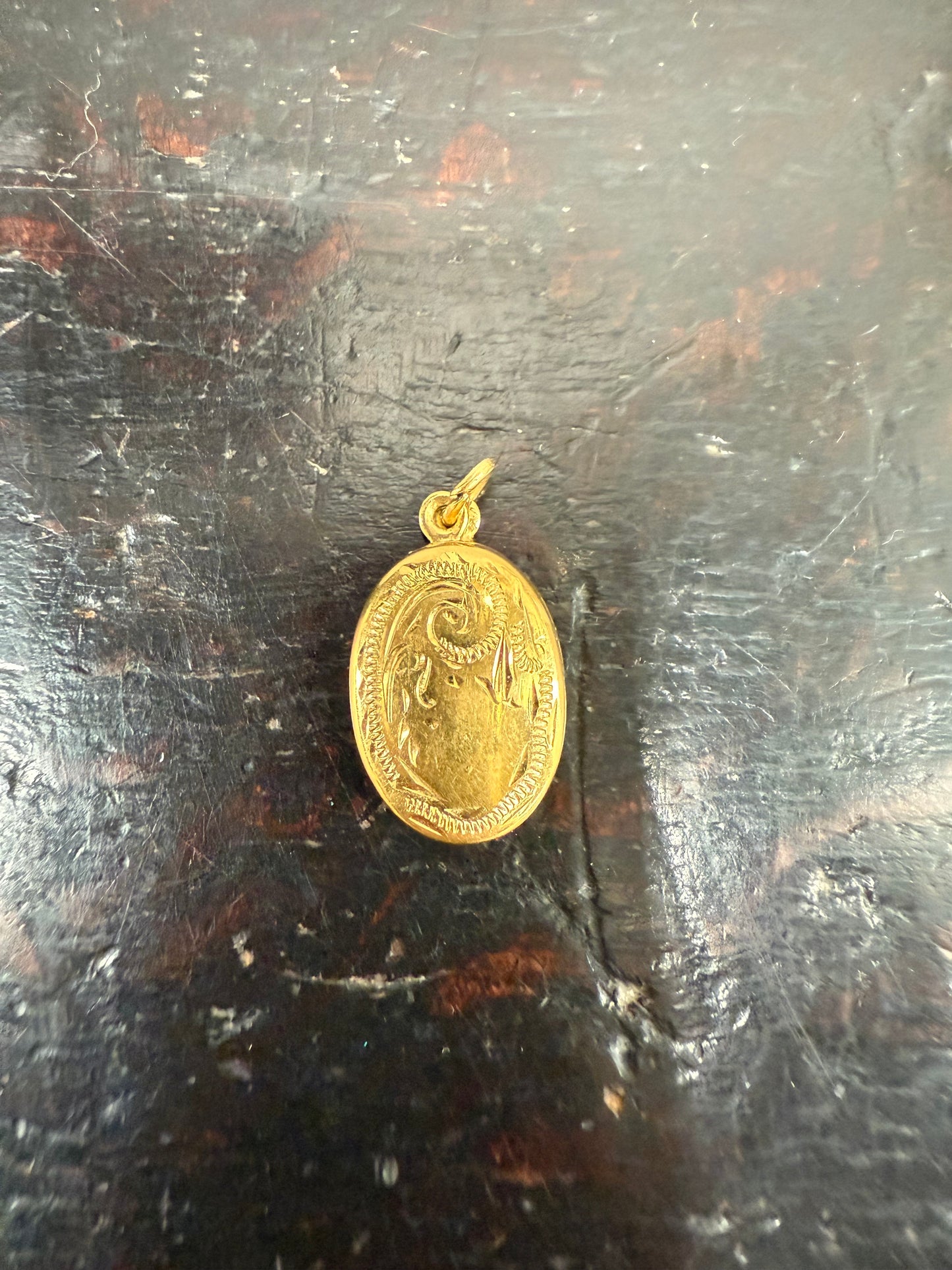 9 Carat Gold Plated Locket
