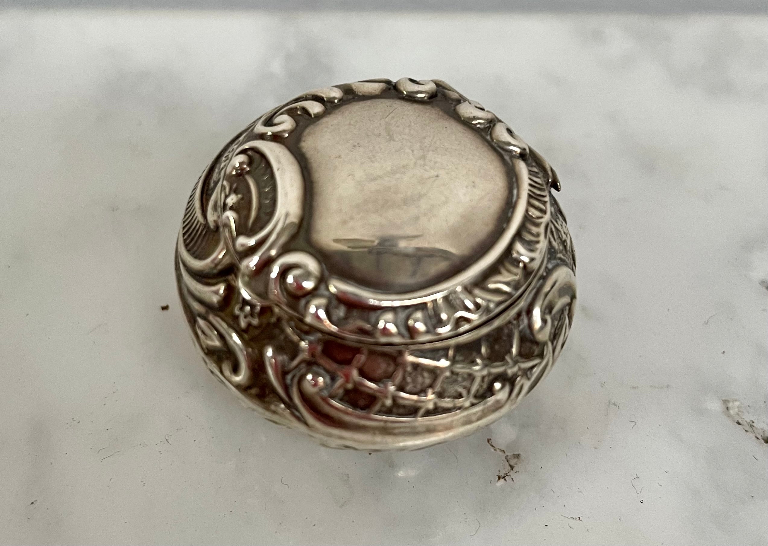Silver Pill Box Birmingham 1905