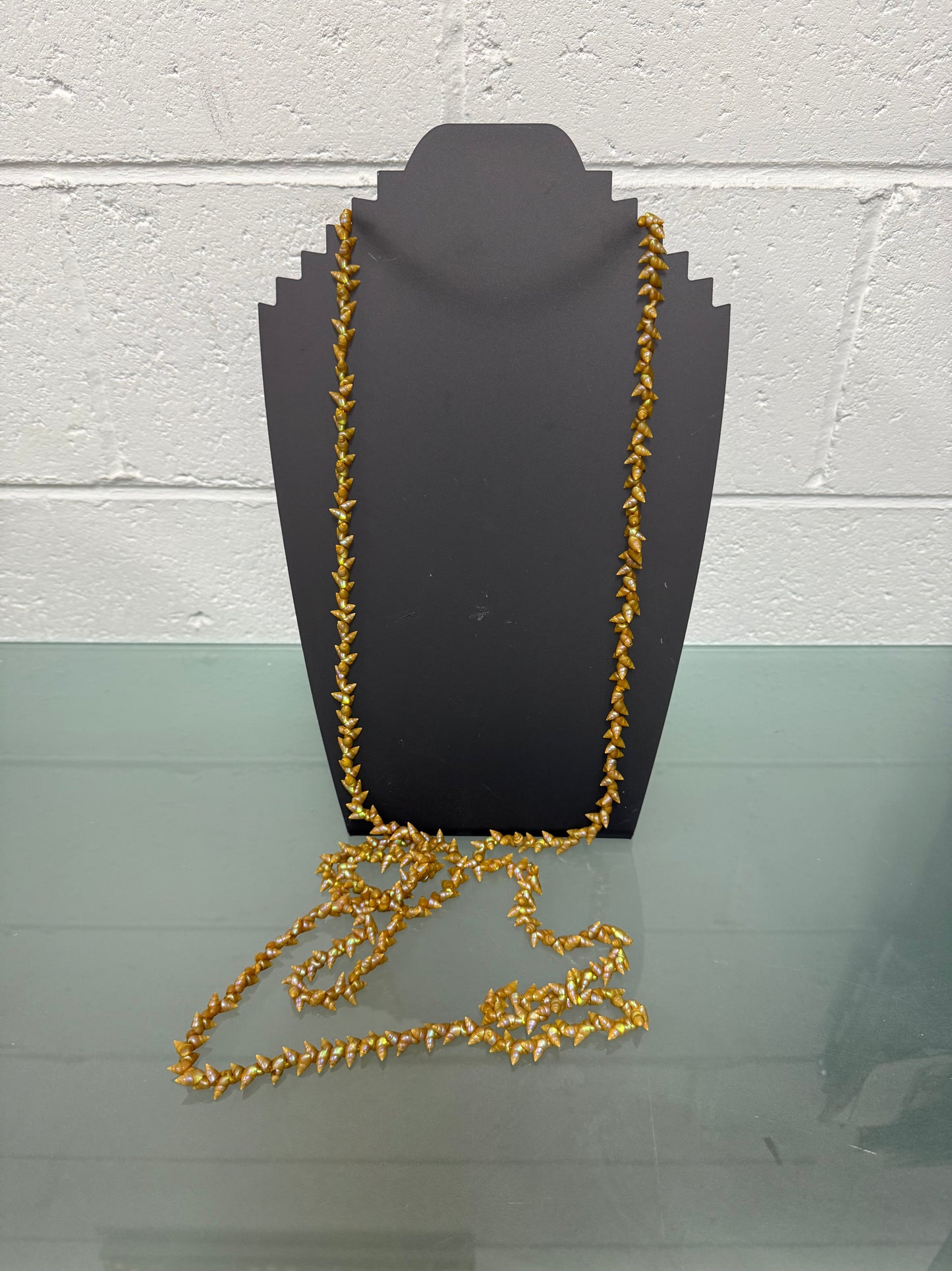 Long Vintage Tasmanian Aboriginal Rainbow Kelp Maireener Necklace